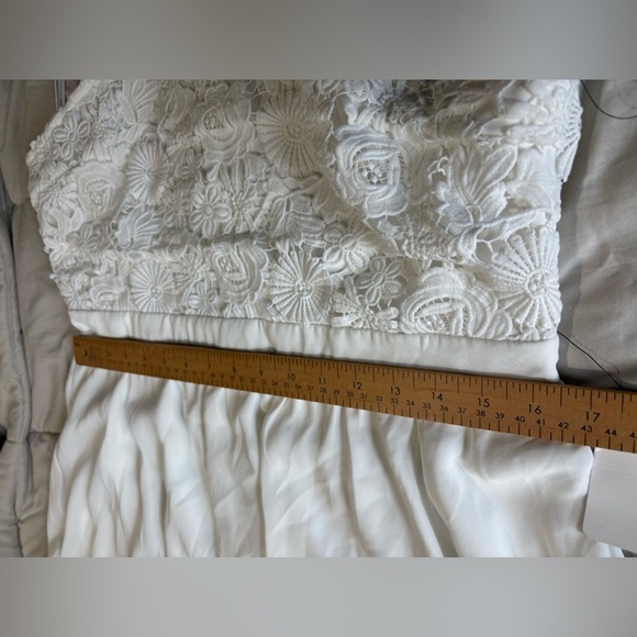Lulus NWT size XL white lace halter skater dress lovers game - Picture 8 of 12